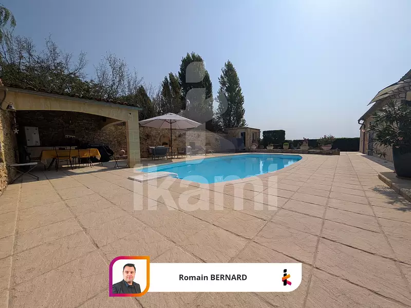 Maison, 192 m²