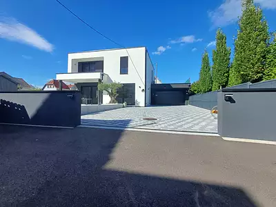 Maison, 168 m²