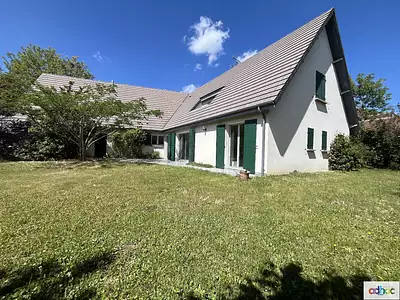 Maison, 240 m²