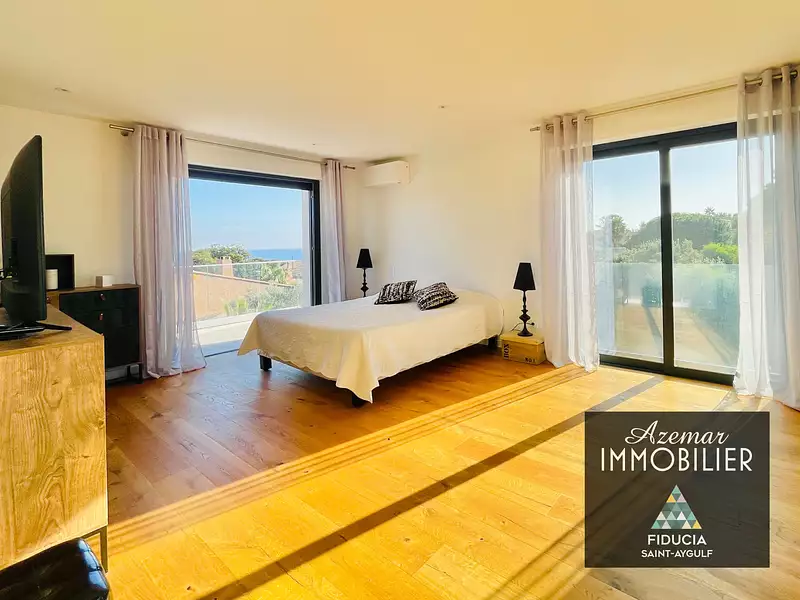 Maison, 310 m²