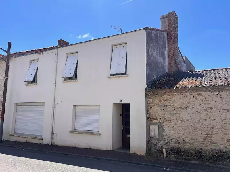 Maison, 210 m²
