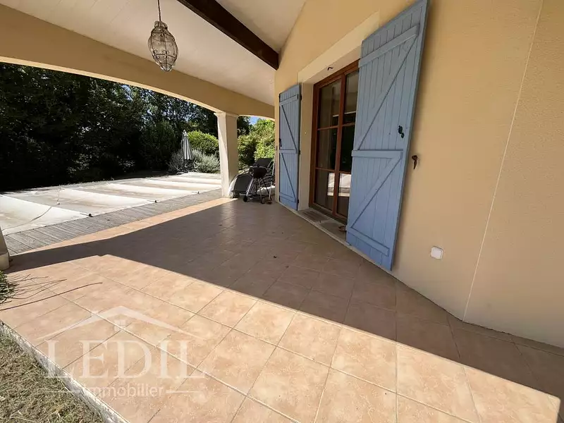 Maison, 115 m²
