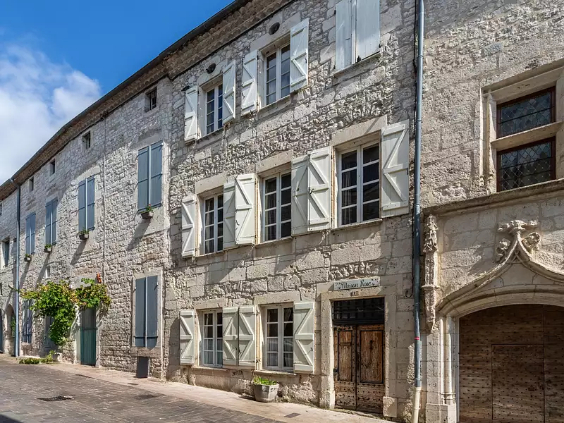 Maison, 260 m²