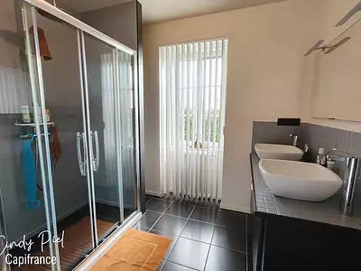 Maison, 256 m²