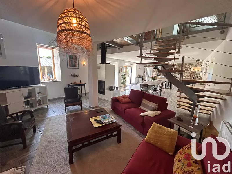 Maison, 167 m²