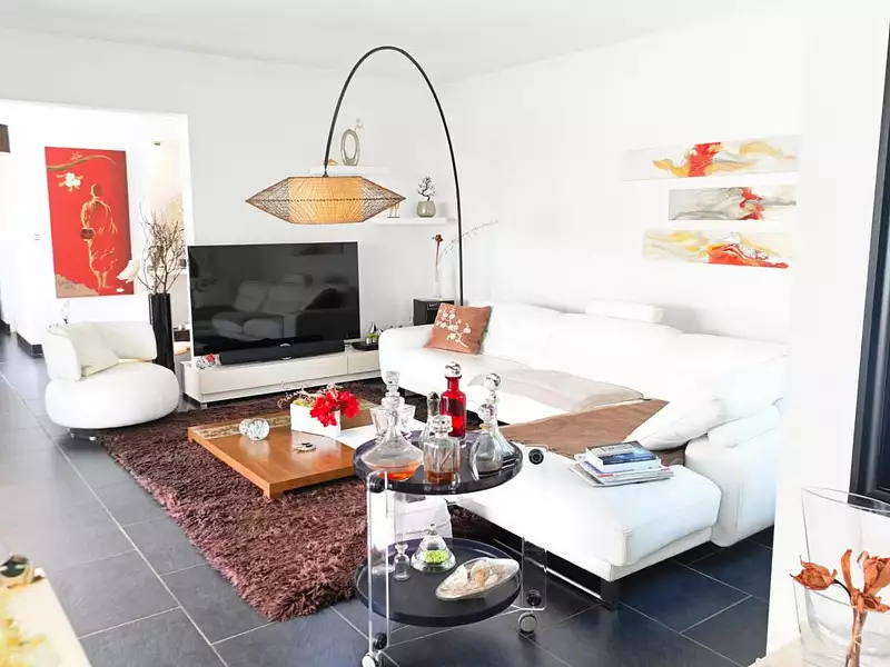 Maison, 360 m²
