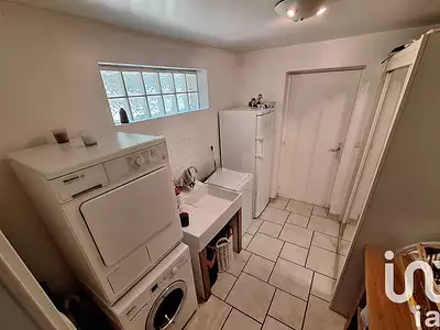 Maison, 196 m²