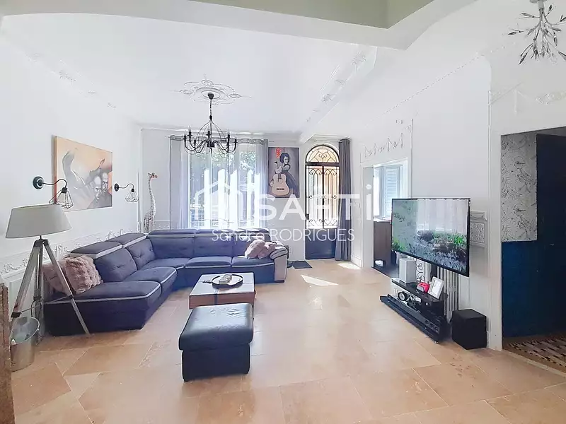 Maison, 160 m²