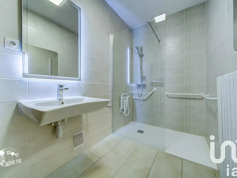 Maison, 180 m²