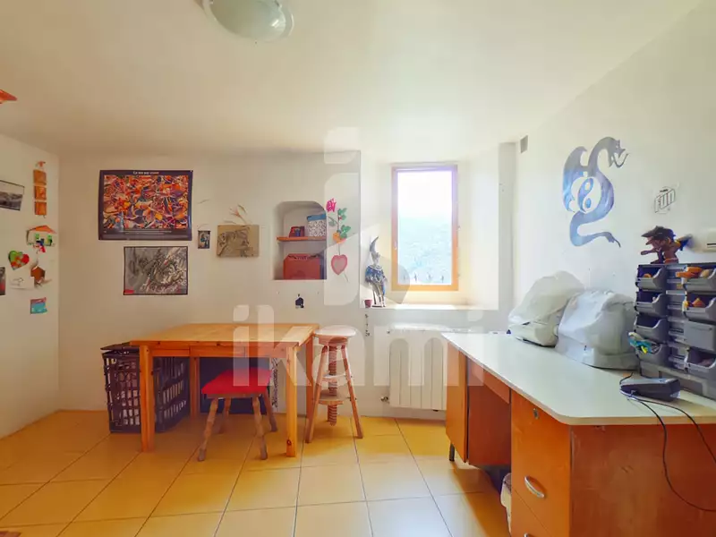 Maison, 204 m²