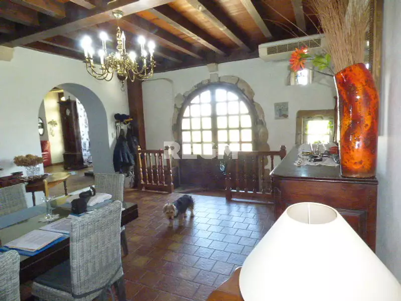 Maison, 400 m²