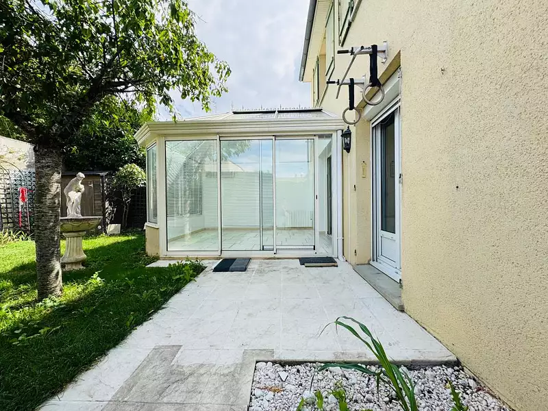 Maison, 161 m²