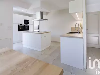 Maison, 185 m²