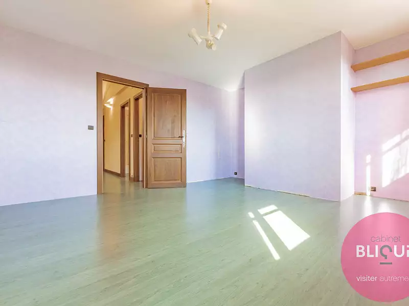 Maison, 375 m²