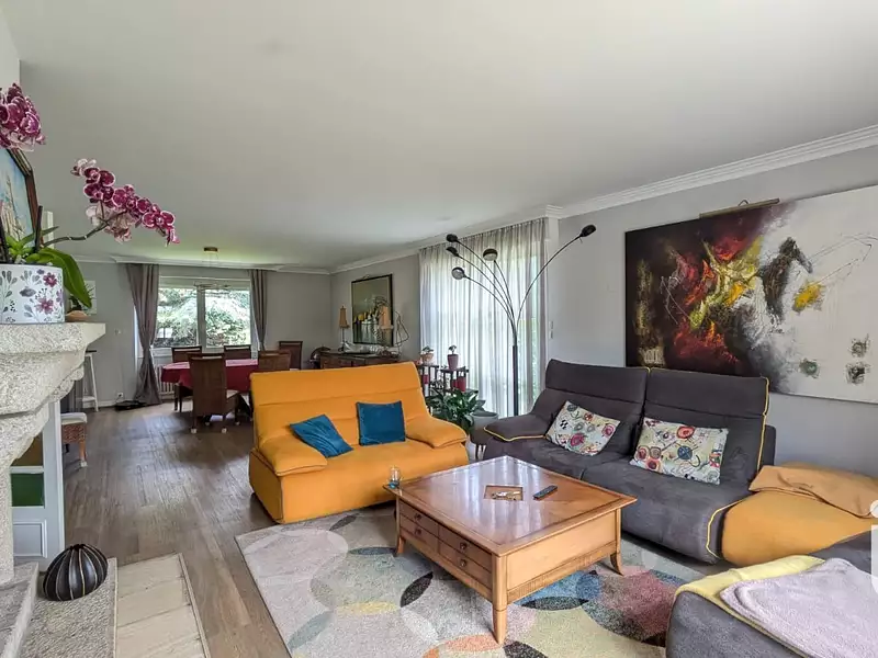 Maison, 214 m²