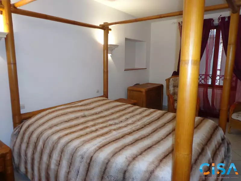 Maison, 162 m²