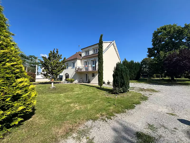 Maison, 178 m²