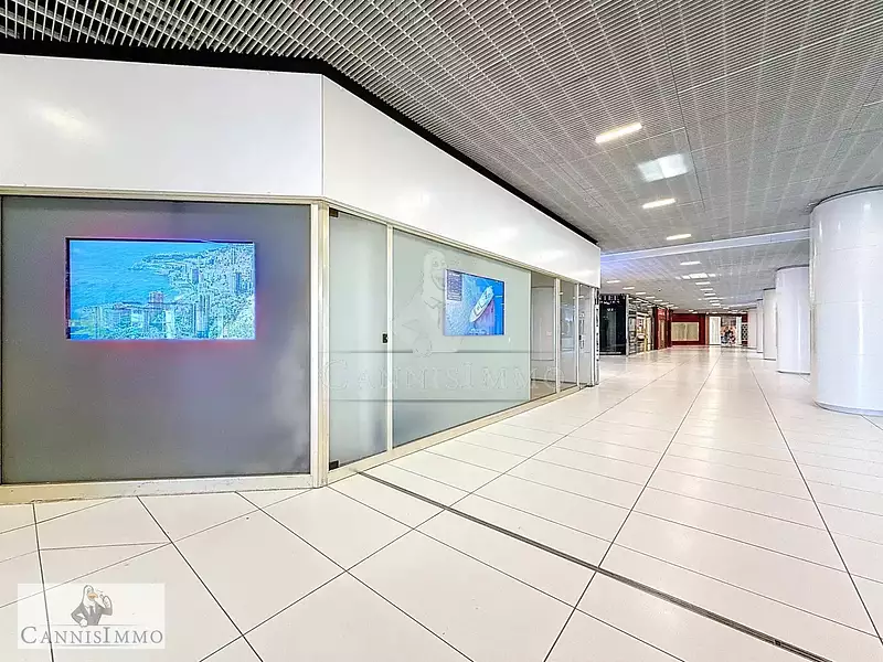 Divers, 70 m²