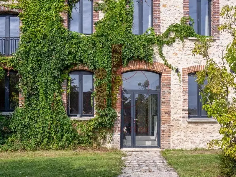 Maison, 243 m²
