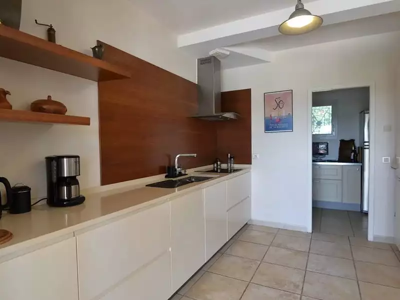Maison, 185 m²