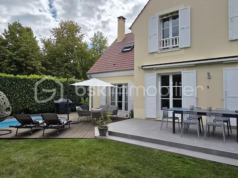 Maison, 155 m²