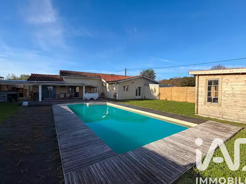 Maison, 137 m²