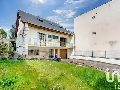 Maison, 190 m²