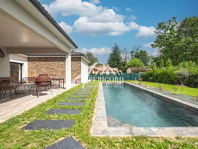 Maison, 162 m²