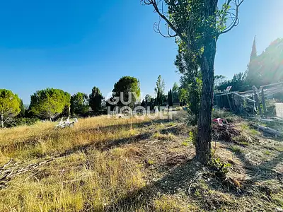 Terrain, 2 868 m²