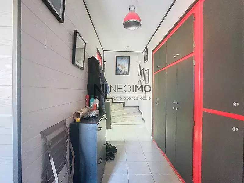 Immeuble, 175 m²