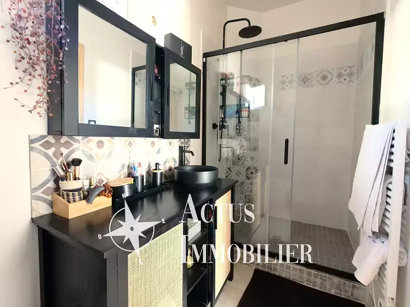 Maison, 206 m²