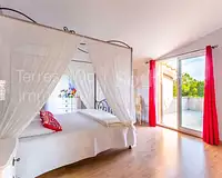 Maison, 275 m²