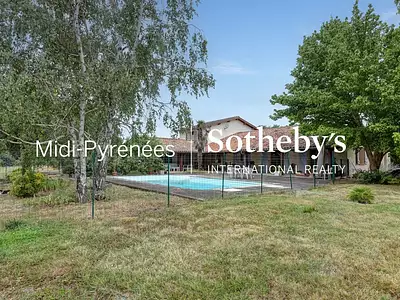 Maison, 307 m²