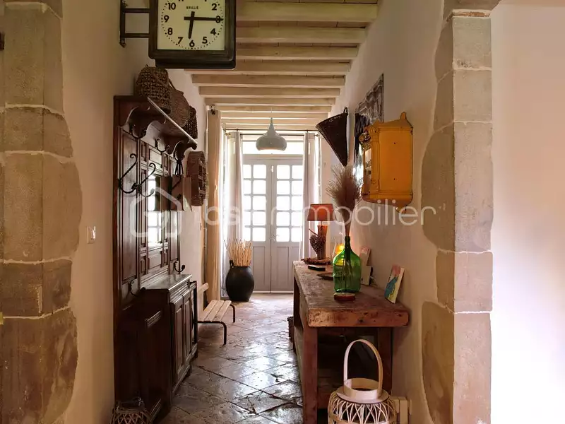 Maison, 230 m²
