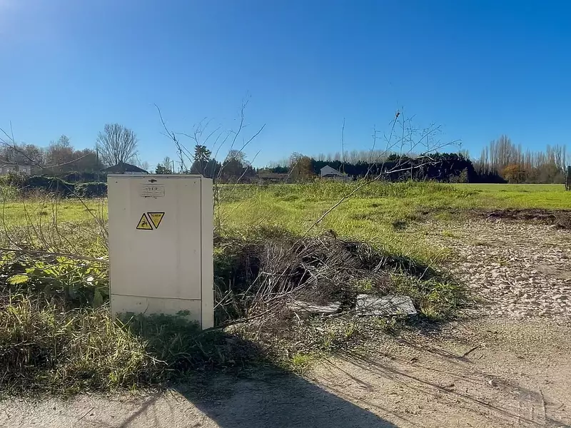 Terrain, 944 m²