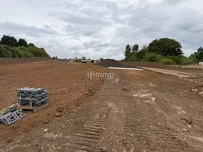 Terrain, 284 m²
