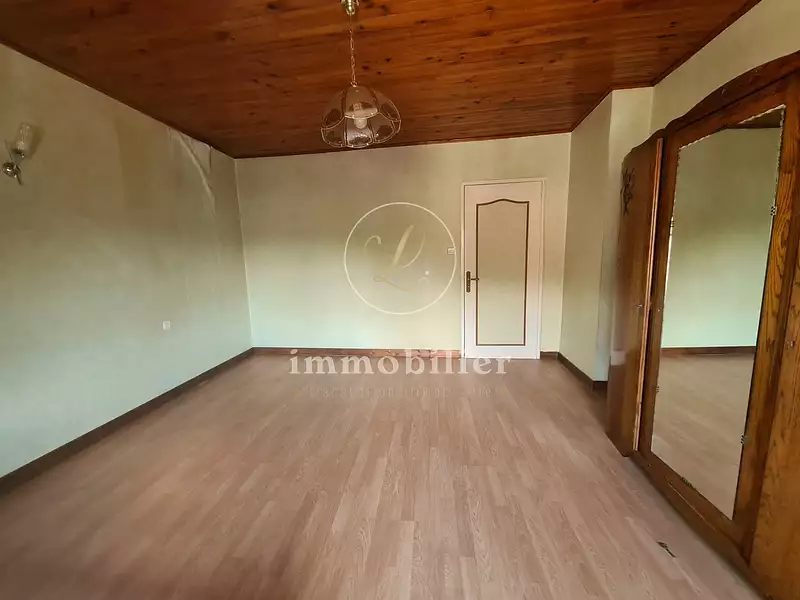 Maison, 195 m²