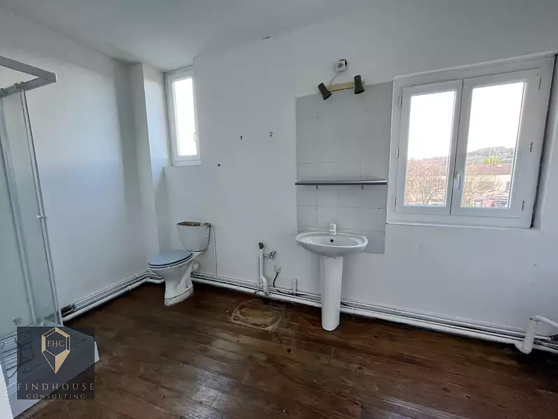 Immeuble, 270 m²