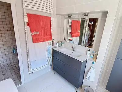 Maison, 257 m²