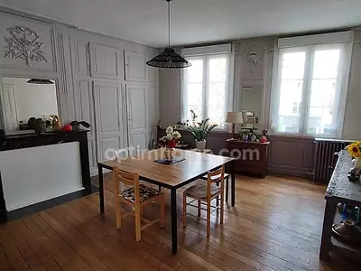 Appartement, 196 m²