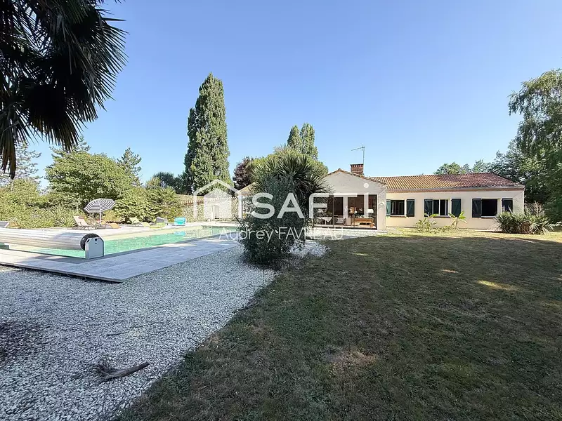 Maison, 177 m²