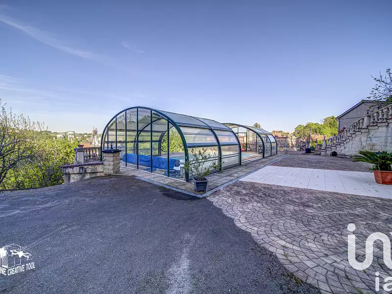 Maison, 251 m²