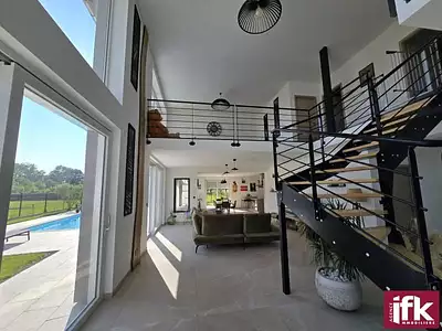 Maison, 187 m²