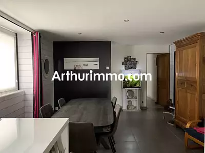 Maison, 153 m²