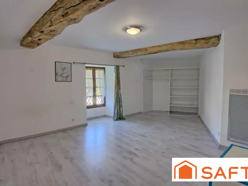 Immeuble, 289 m²