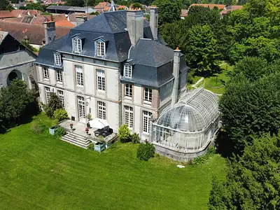Maison, 552 m²