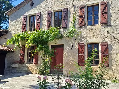 Maison, 248 m²