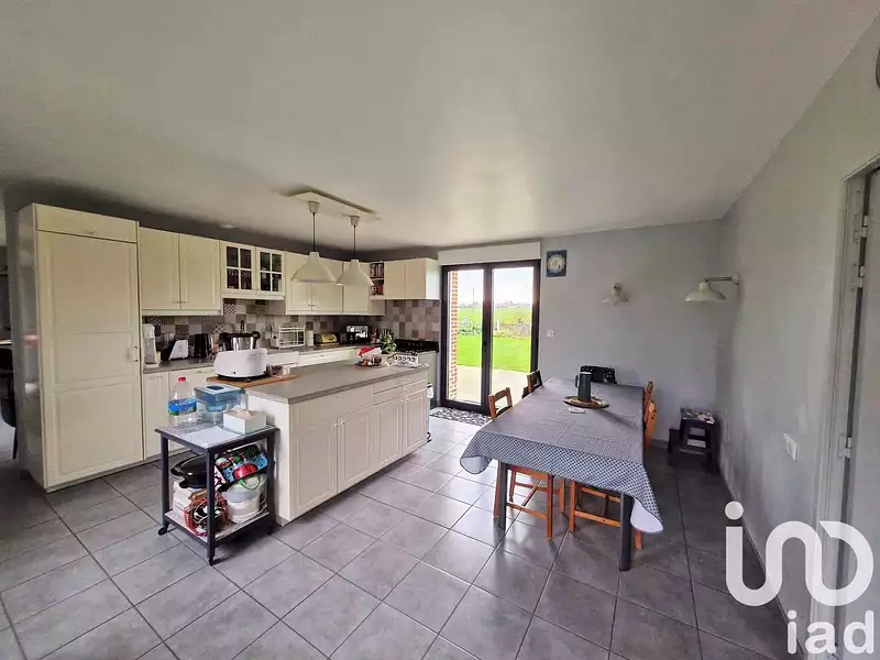 Maison, 200 m²