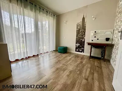 Maison, 250 m²