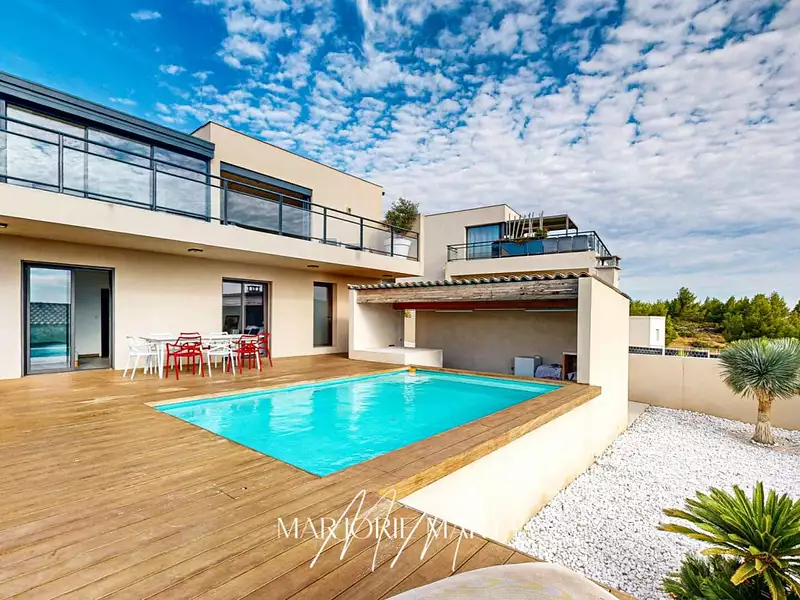 Maison, 160 m²